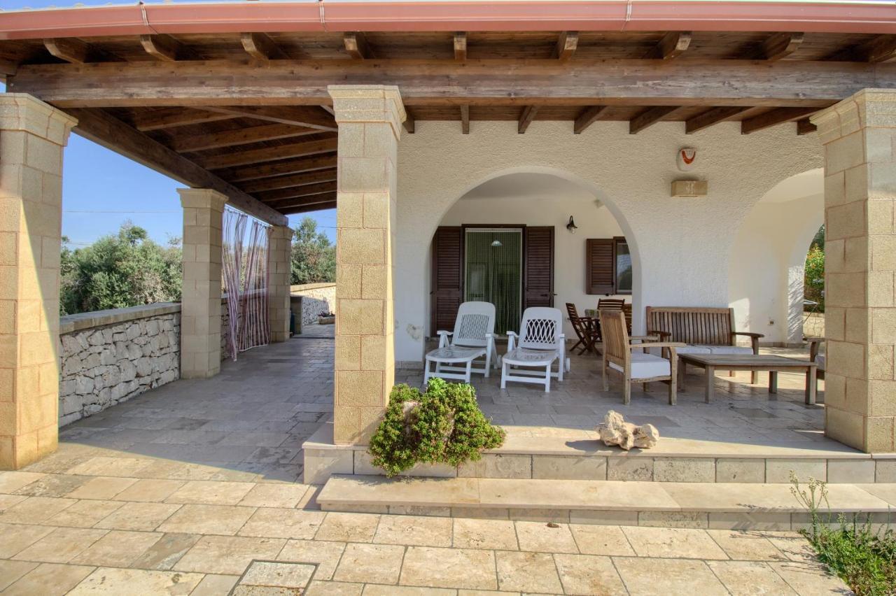 Li Cantori By Lovesud Marina Di Pescoluse Exterior photo